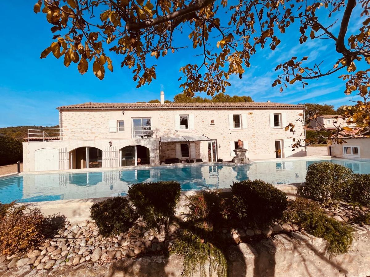 Domaine Amourella Aparthotel Lambesc Exterior foto
